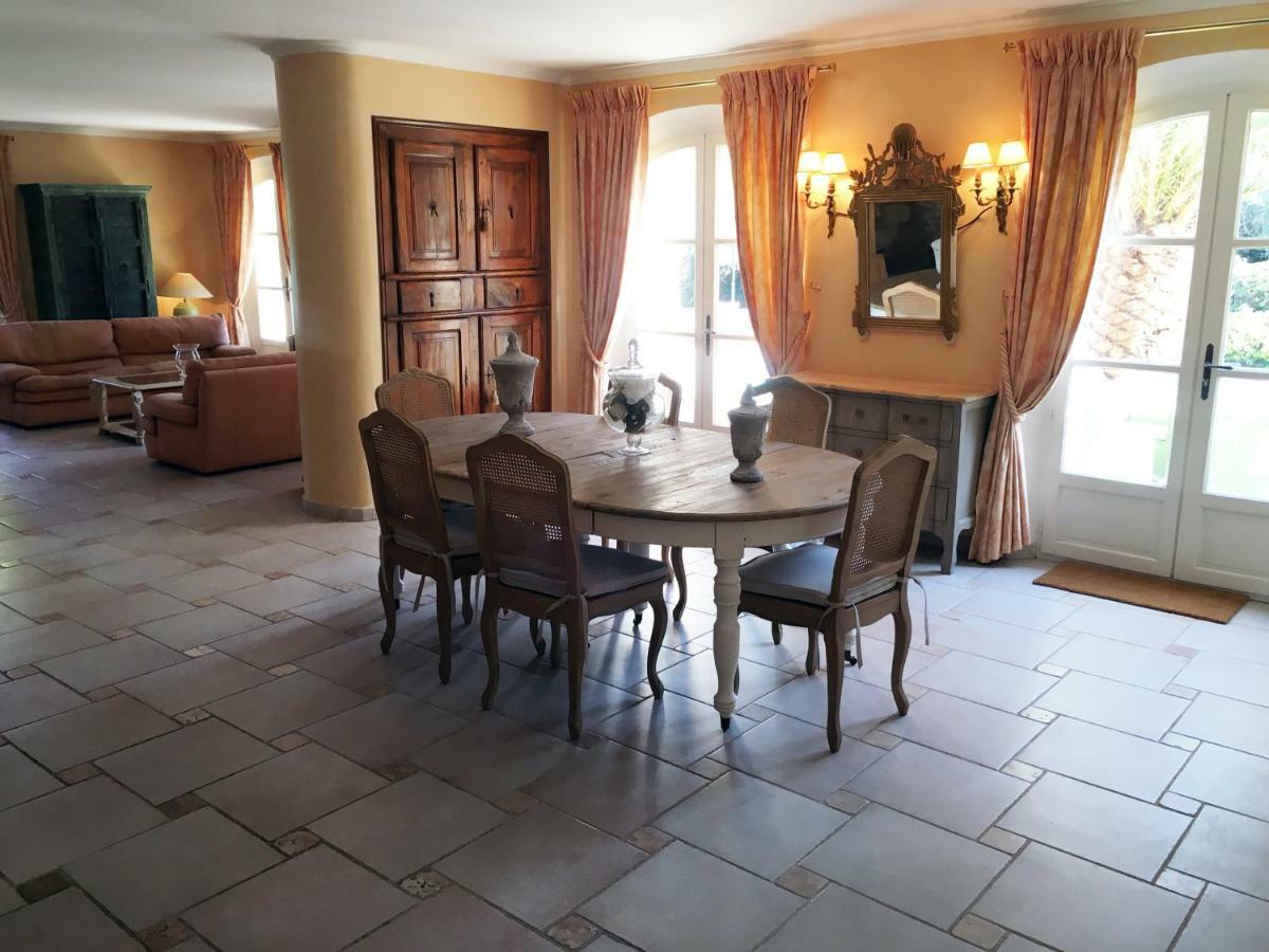 Le Champmazet Bed and Breakfast La Roquette-sur-Siagne Exteriör bild