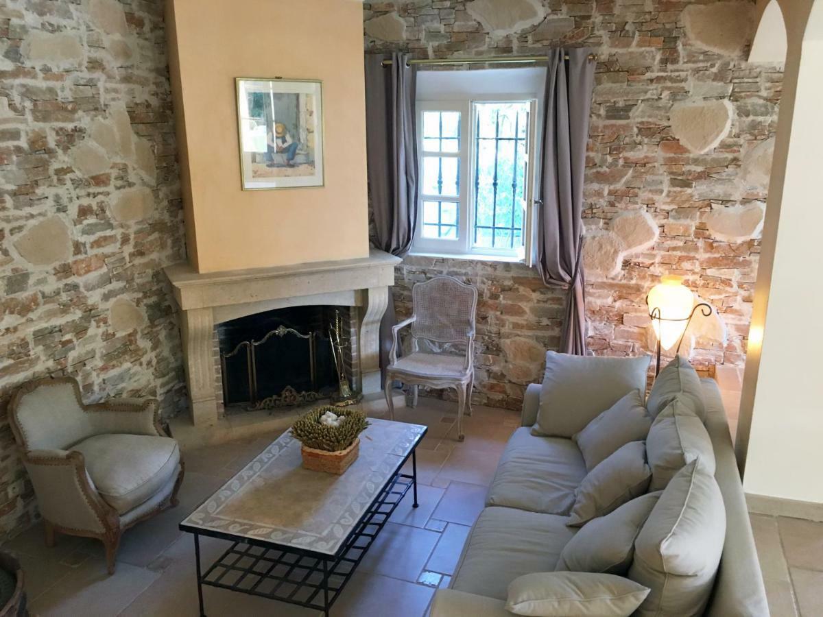 Le Champmazet Bed and Breakfast La Roquette-sur-Siagne Exteriör bild