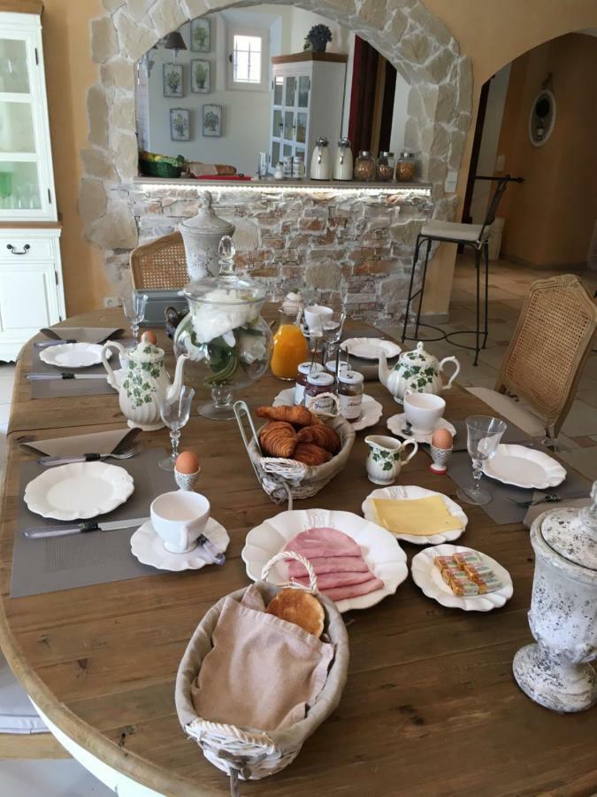 Le Champmazet Bed and Breakfast La Roquette-sur-Siagne Exteriör bild