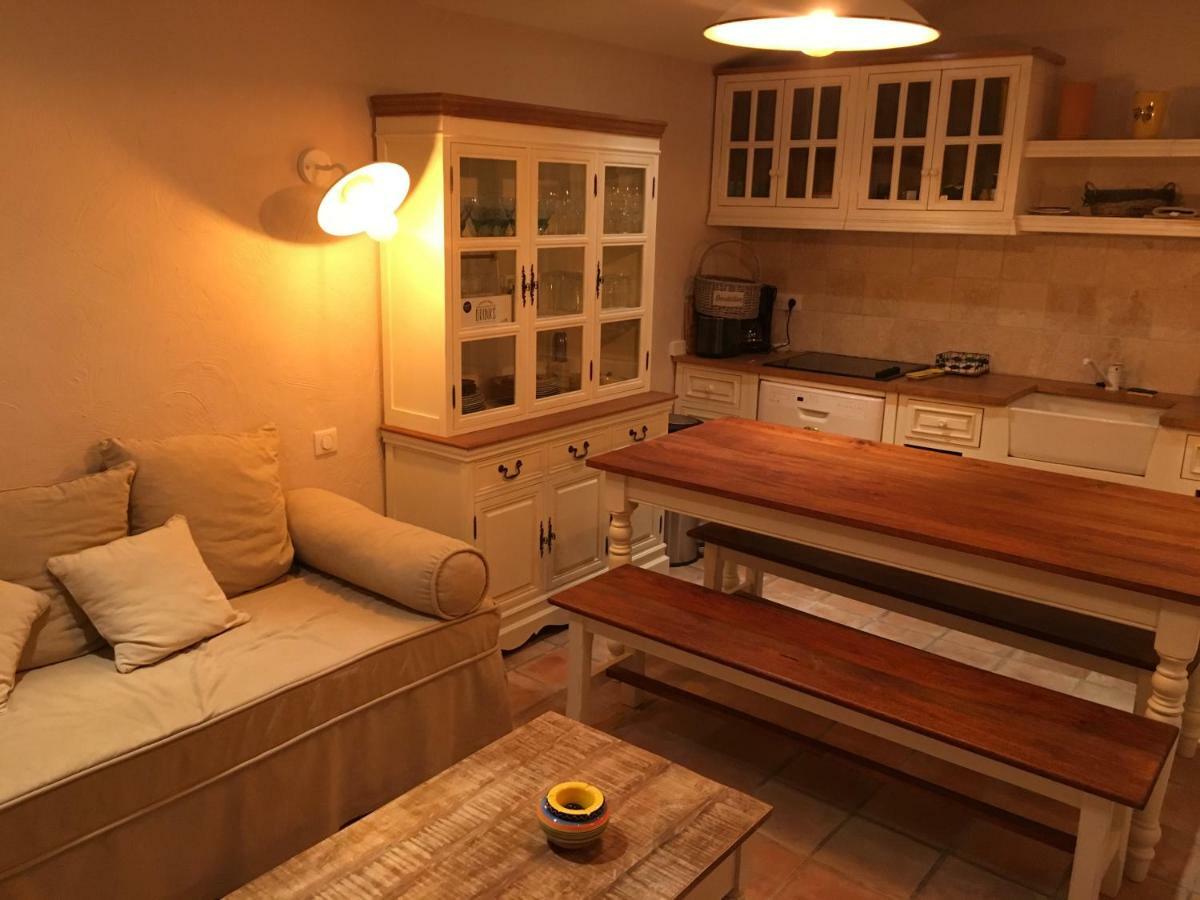 Le Champmazet Bed and Breakfast La Roquette-sur-Siagne Exteriör bild
